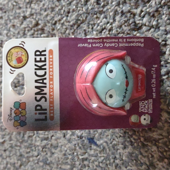 🎃🎄NWT🎃🎄 Nightmare Before Christmas Sally Lip Smacker👄 - Picture 5 of 6